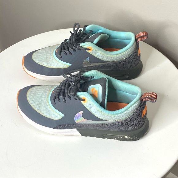 NIKE Air Max Thea Premium Holographic Silver Dark Grey Glacier Ice Women's Sz 6 - Picture 4 of 10